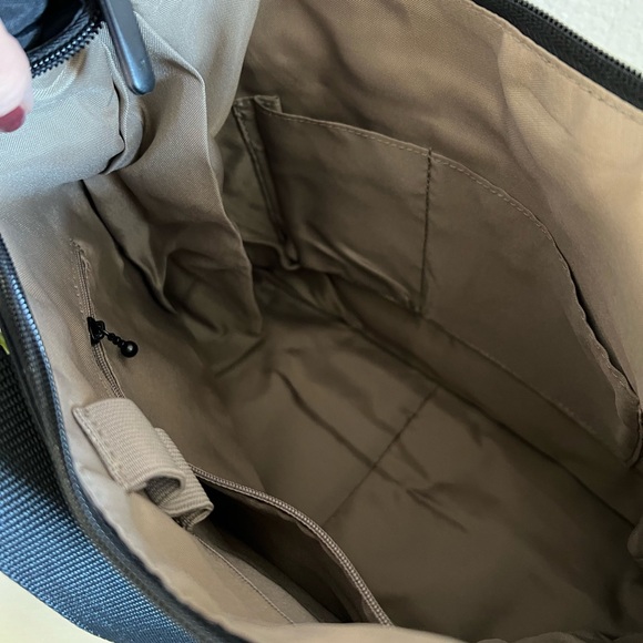 Baggallini Black Nylon Crossbody Bag - Picture 5 of 6